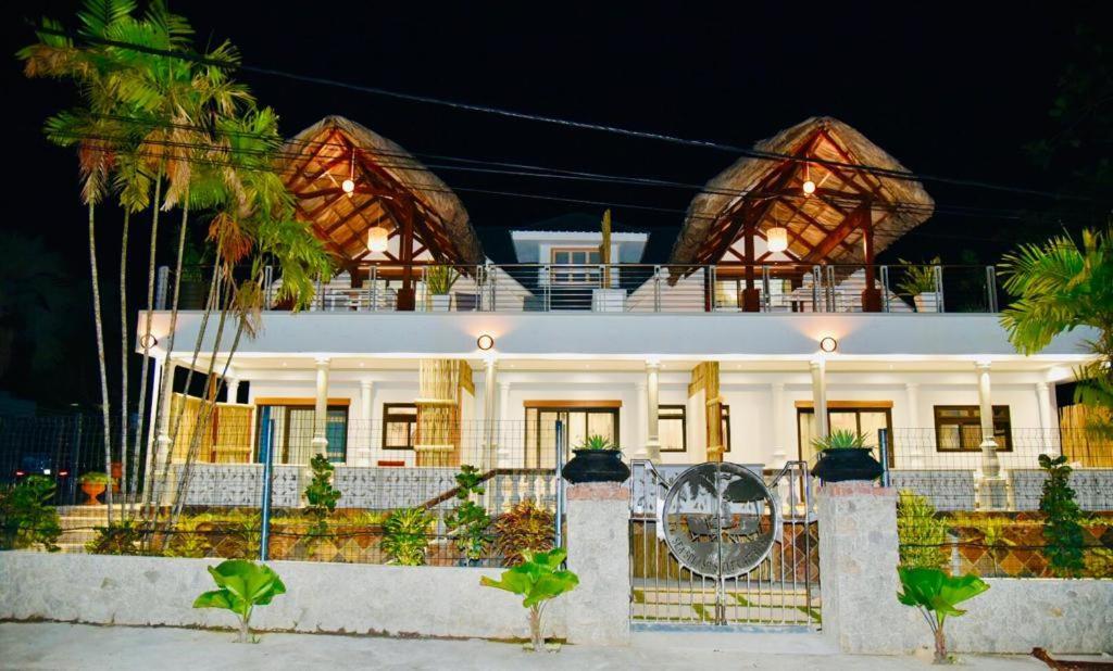 Sea Splash Self Catering And La Petite Maison Grand Anse  Exteriér fotografie