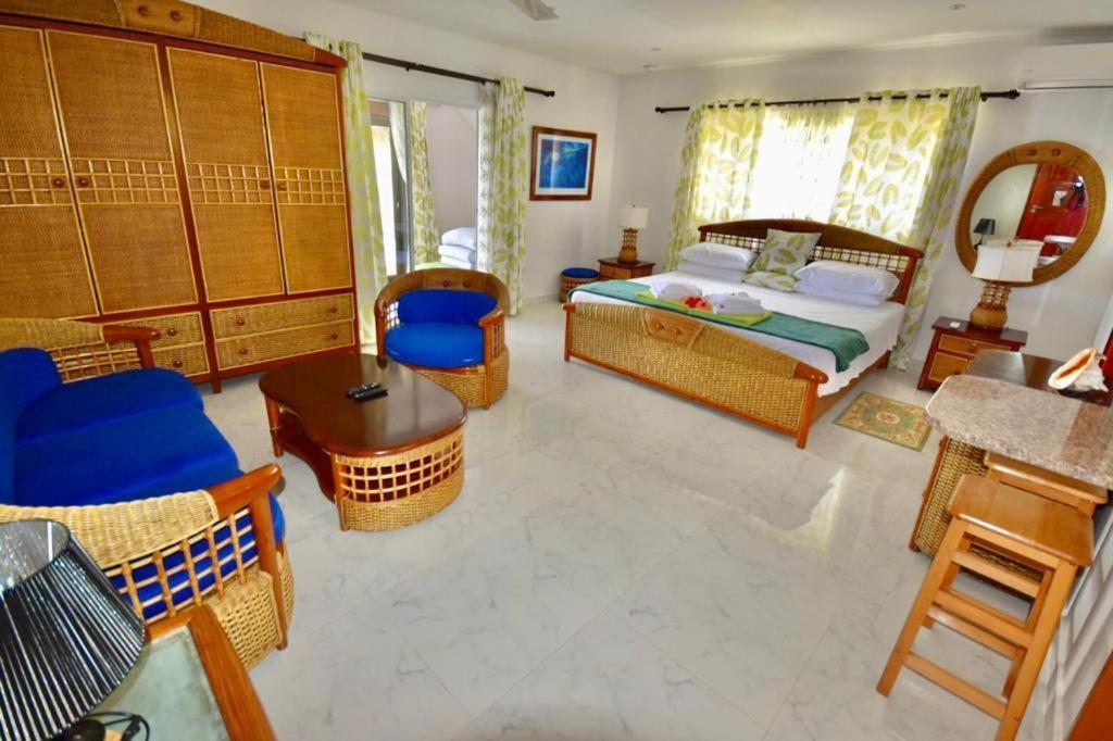 Sea Splash Self Catering And La Petite Maison Grand Anse  Exteriér fotografie