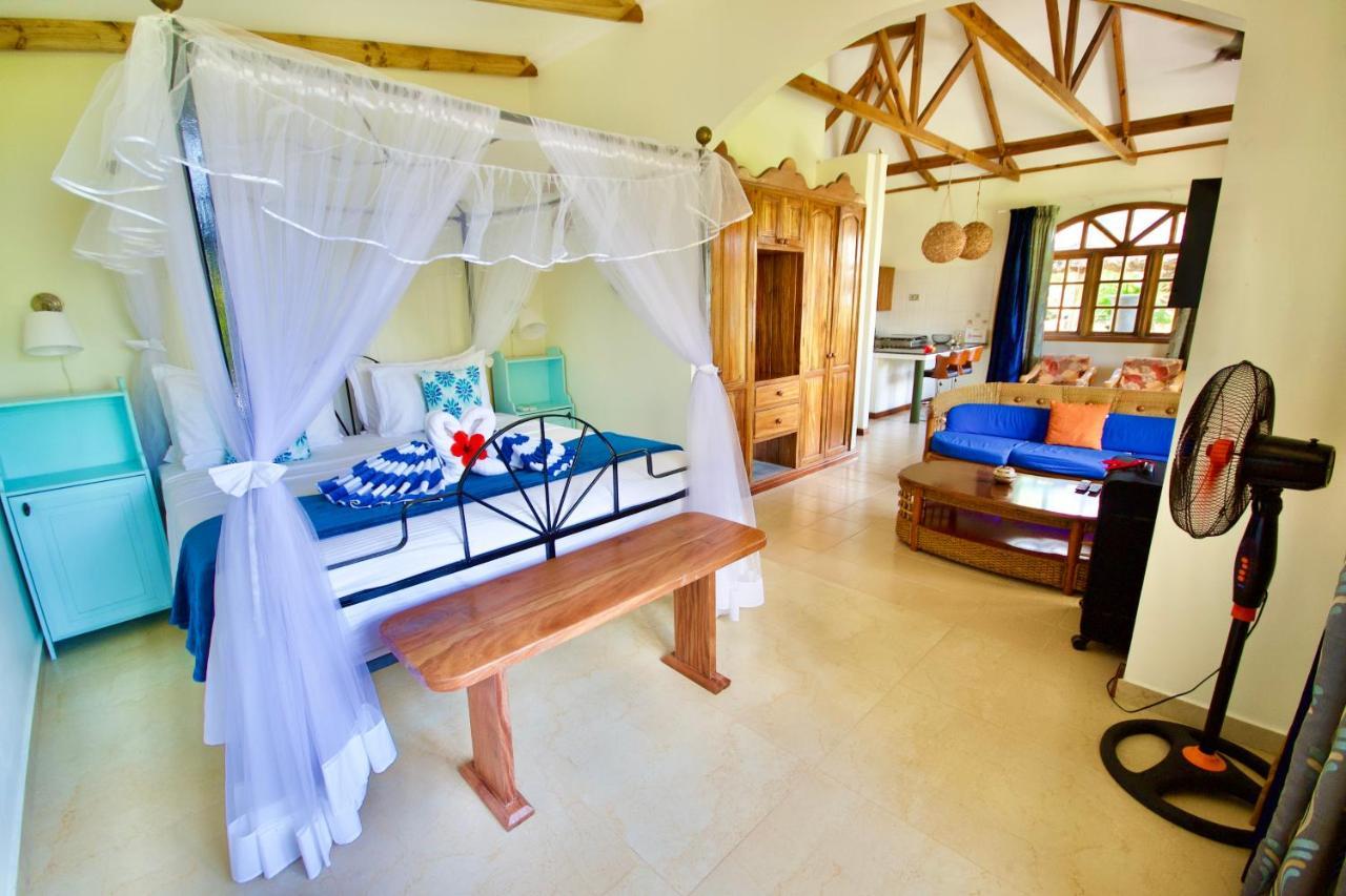 Sea Splash Self Catering And La Petite Maison Grand Anse  Exteriér fotografie