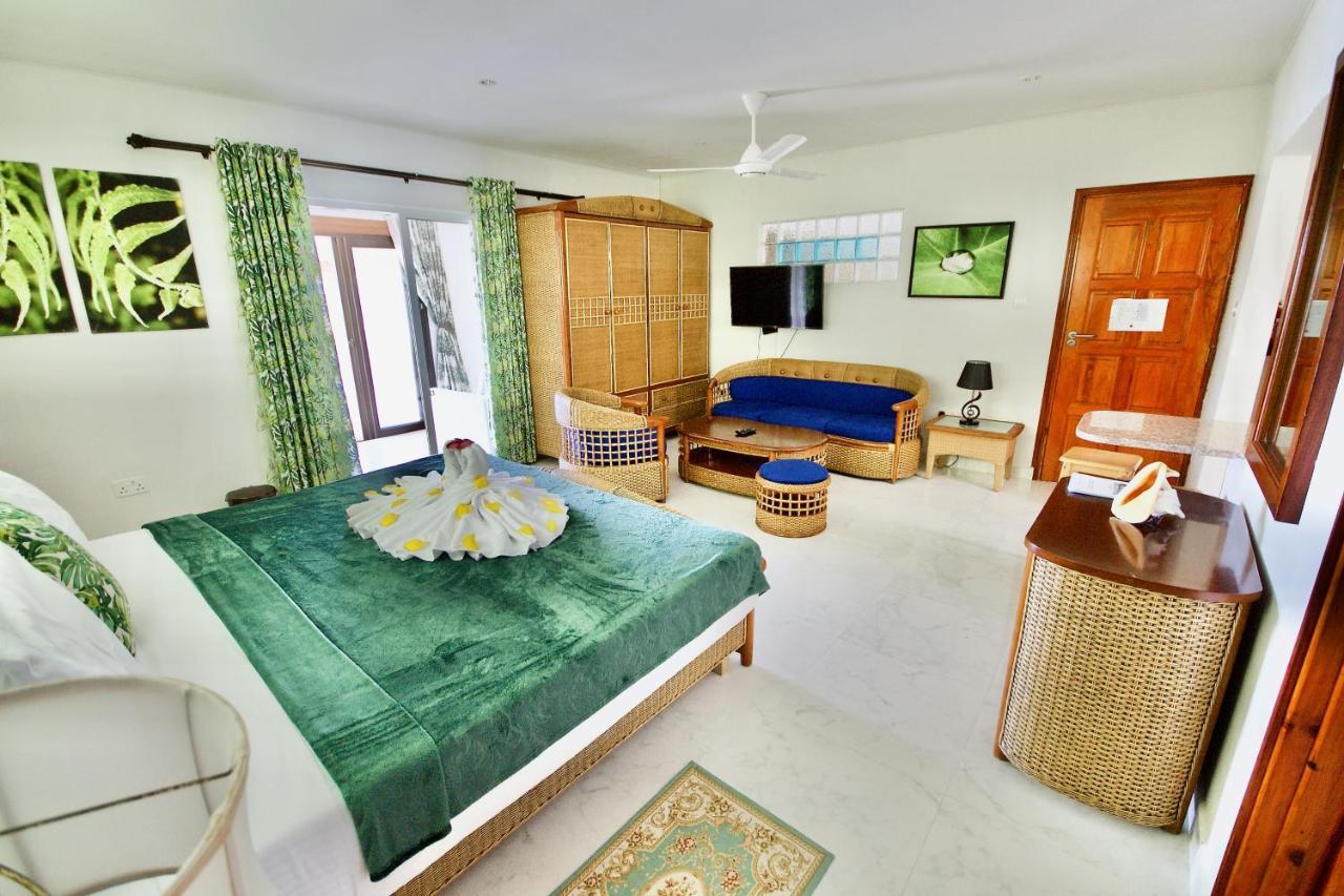 Sea Splash Self Catering And La Petite Maison Grand Anse  Exteriér fotografie