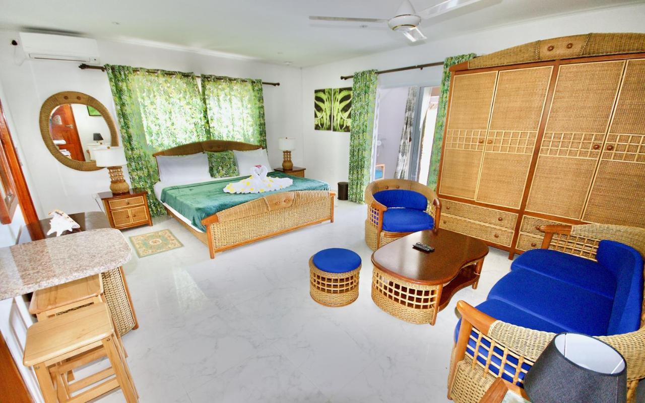 Sea Splash Self Catering And La Petite Maison Grand Anse  Exteriér fotografie